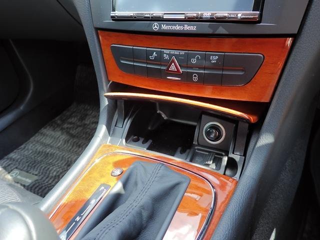 
								MERCEDES BENZ E-CLASS 380 full									