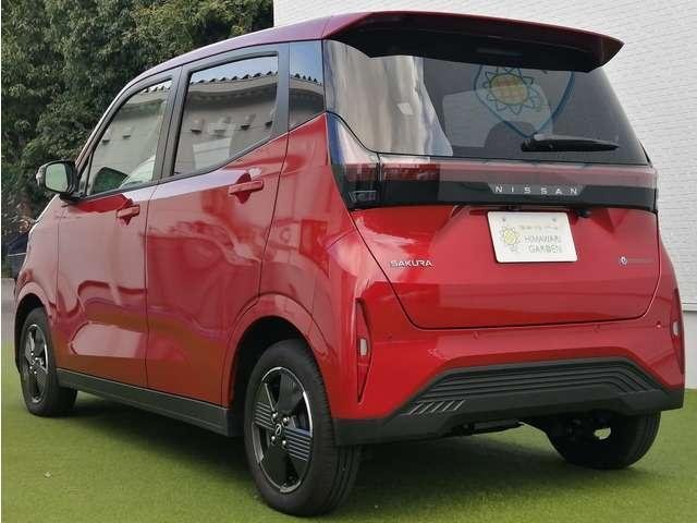 
								NISSAN full									