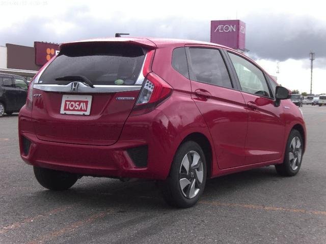 
								HONDA FIT HYBRID full									