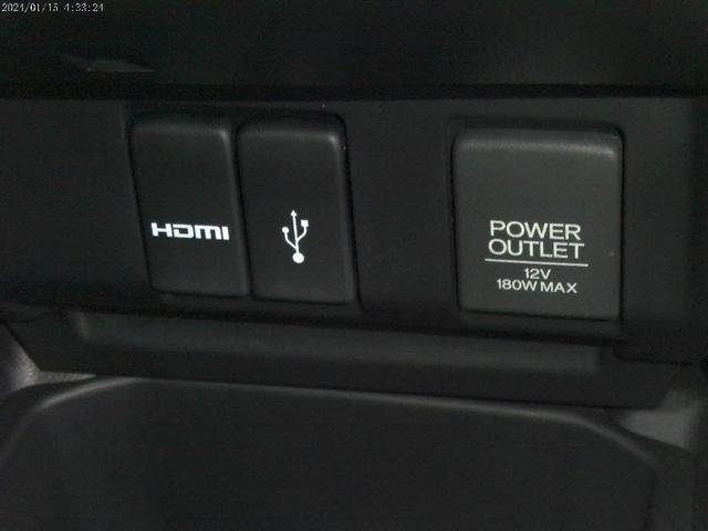 
								HONDA FIT HYBRID full									