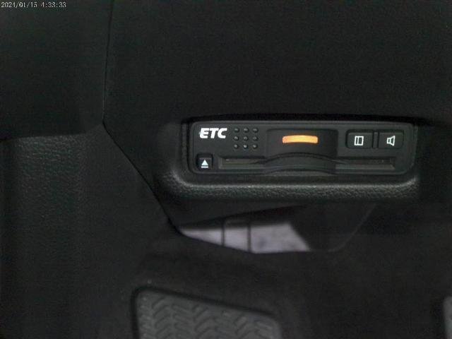 
								HONDA FIT HYBRID full									