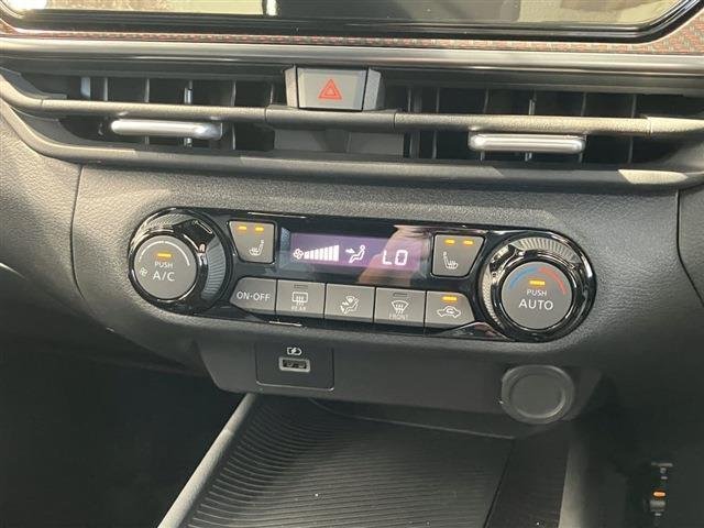 
								NISSAN NOTE full									