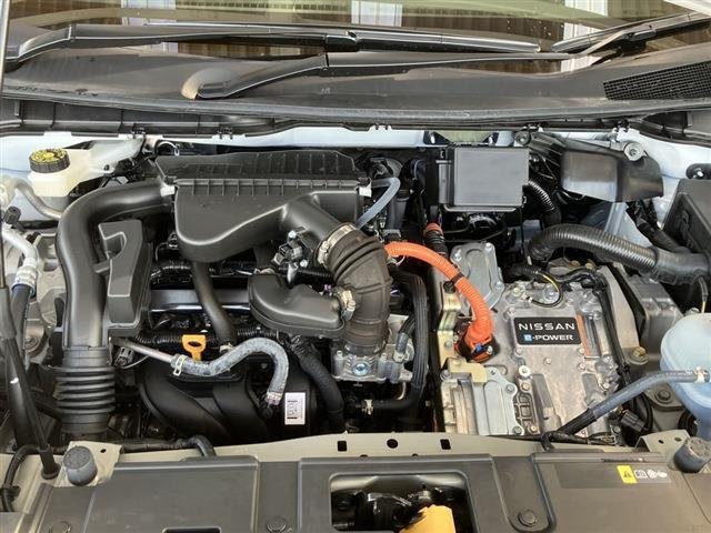 
								NISSAN NOTE full									
