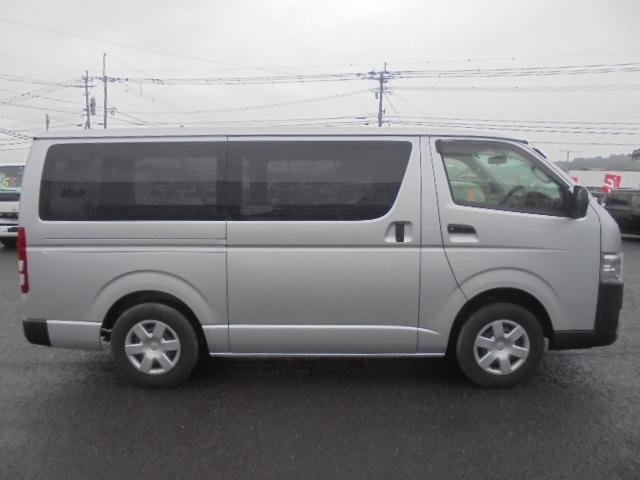 
								TOYOTA REGIUS ACE VAN full									