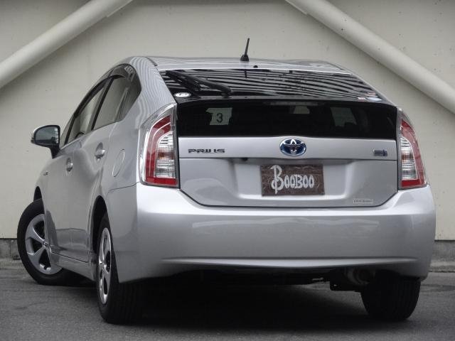 
								TOYOTA PRIUS full									