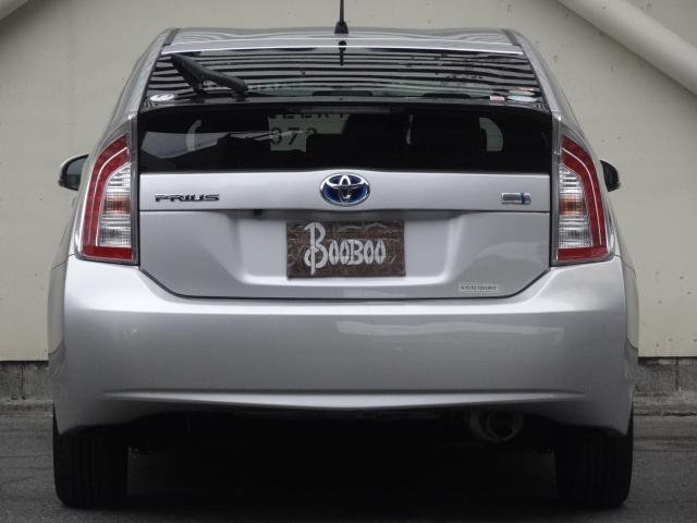 
								TOYOTA PRIUS full									