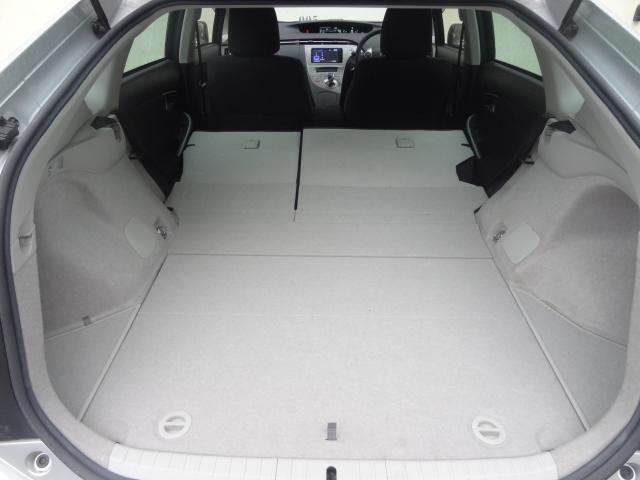 
								TOYOTA PRIUS full									
