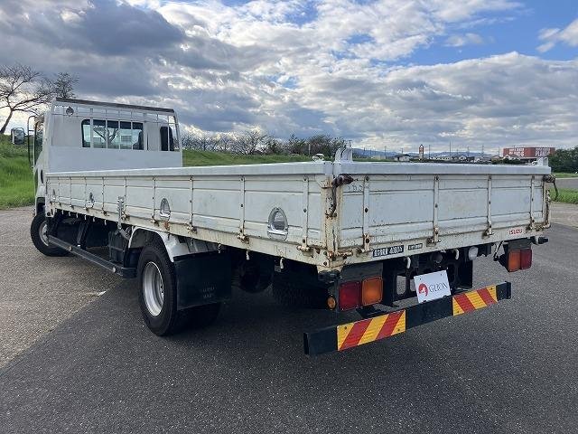 
								ISUZU FORWARD full									
