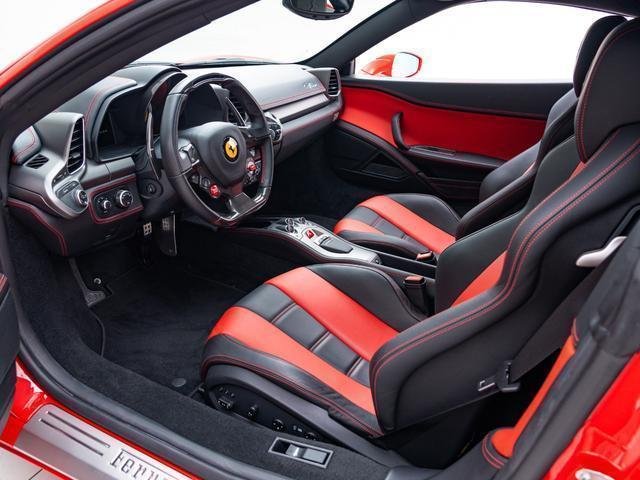 
								Ferrari full									