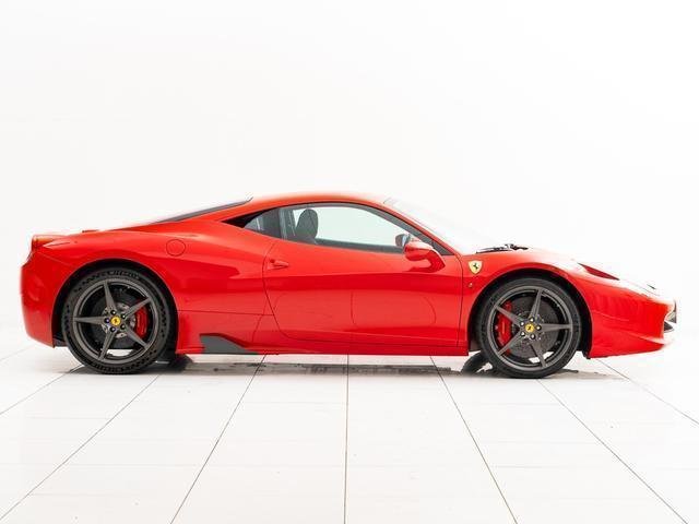 
								Ferrari full									