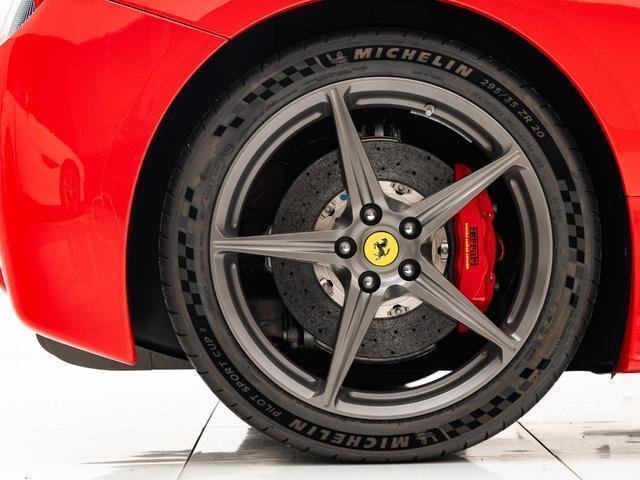 
								Ferrari full									
