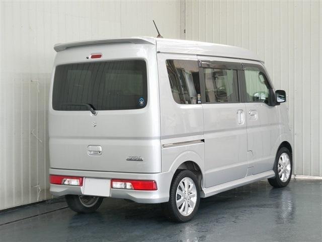 
								SUZUKI EVERY WAGON full									