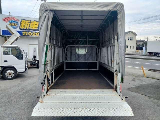 
								ISUZU ELF TRUCK full									