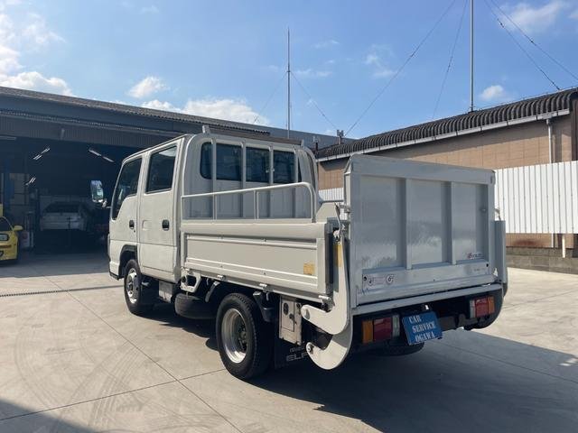 
								ISUZU ELF TRUCK full									