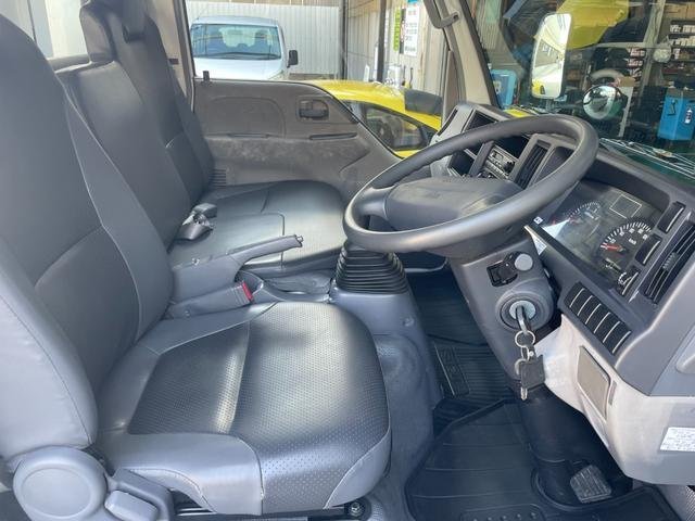 
								ISUZU ELF TRUCK full									