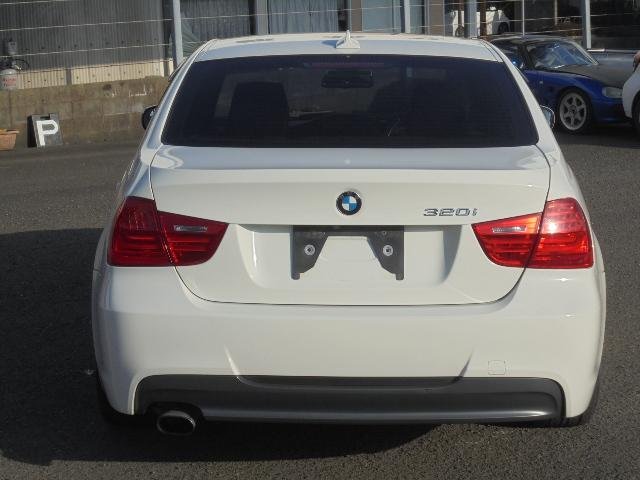 
								BMW 3 SERIES full									