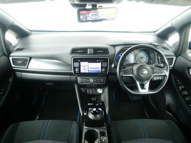 
								NISSAN LEAF full									