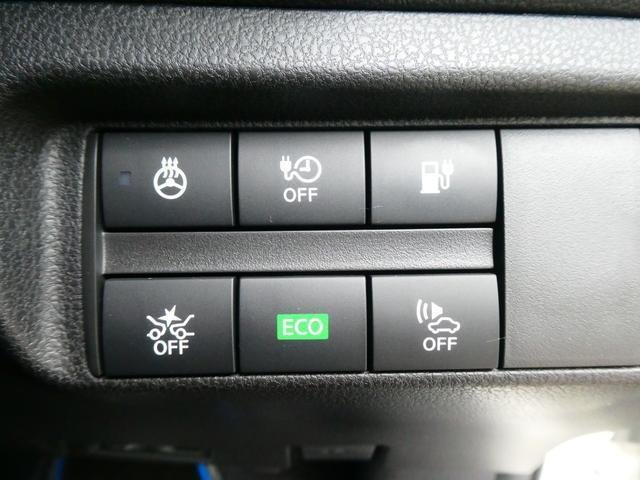 
								NISSAN LEAF full									