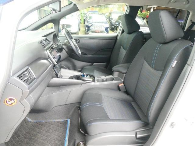 
								NISSAN LEAF full									