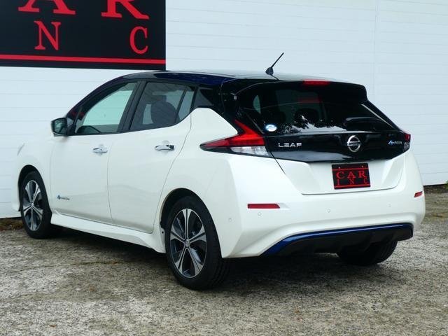 
								NISSAN LEAF full									