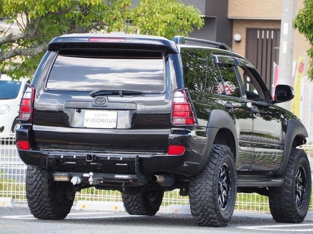 
								TOYOTA HILUX SURF full									