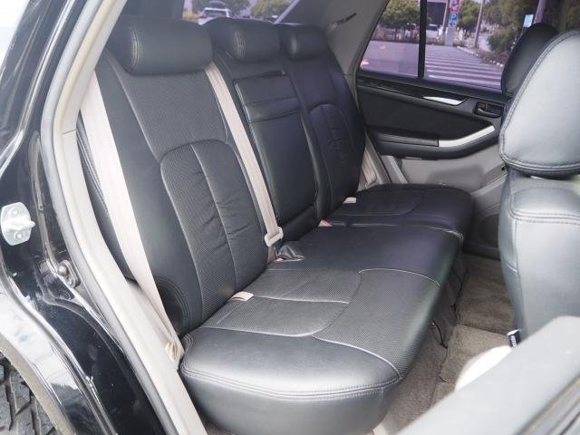 
								TOYOTA HILUX SURF full									
