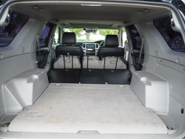 
								TOYOTA HILUX SURF full									