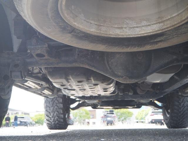 
								TOYOTA HILUX SURF full									