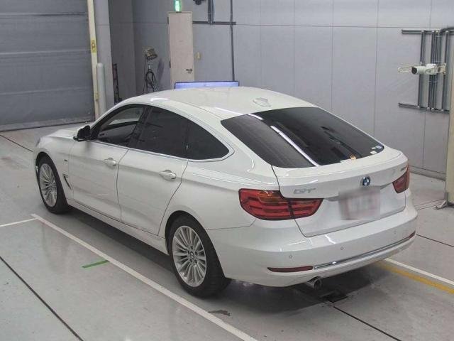 
								BMW 3 SERIES full									