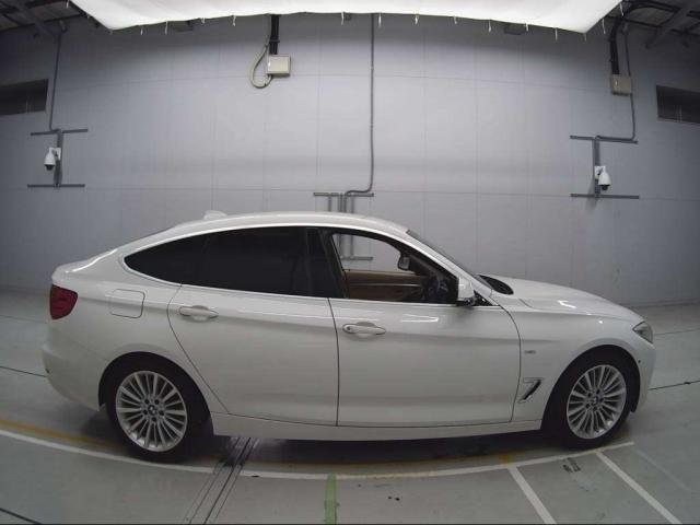 
								BMW 3 SERIES full									