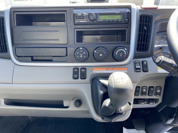 
								TOYOTA full									