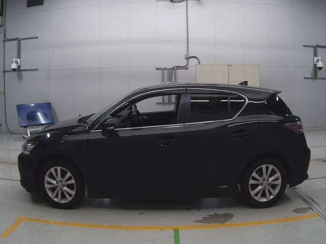 
								LEXUS CT full									