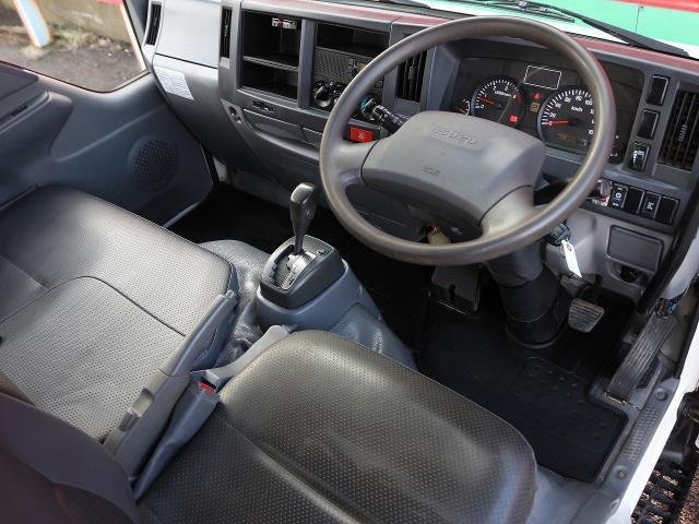 
								ISUZU ELF TRUCK full									