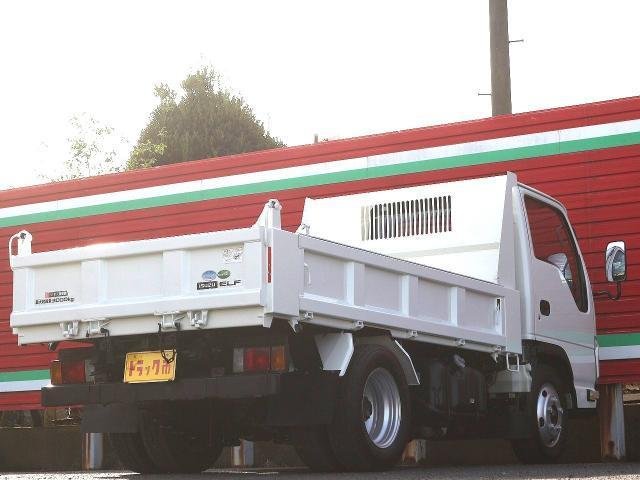 
								ISUZU ELF TRUCK full									