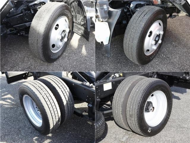 
								ISUZU ELF TRUCK full									
