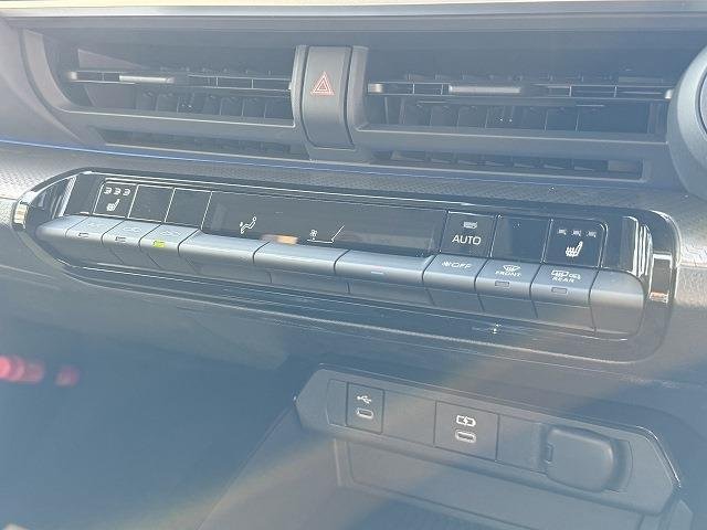 
								TOYOTA full									