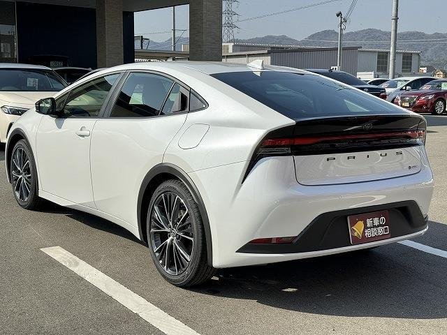 
								TOYOTA full									