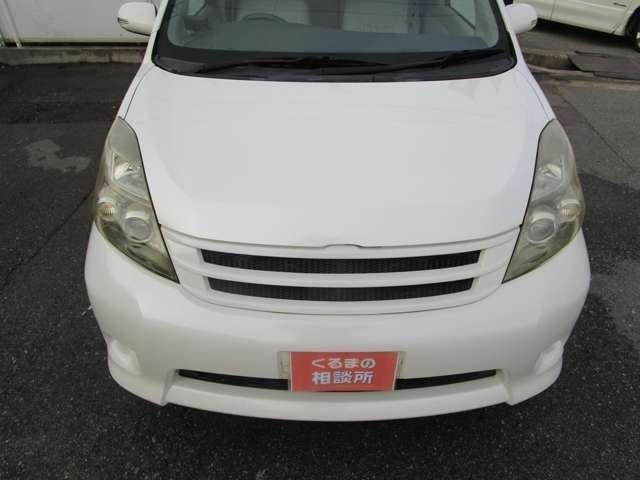 
								TOYOTA ISIS full									
