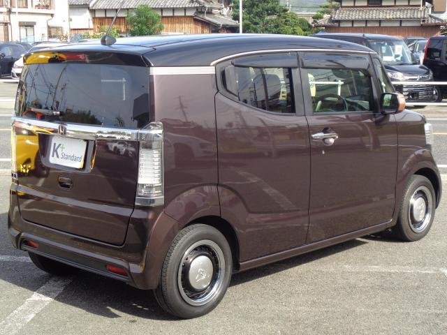 
								HONDA N-BOX SLASH full									