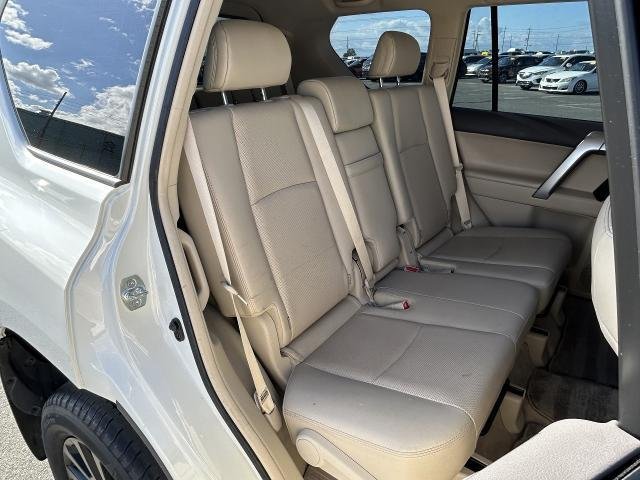 
								TOYOTA LAND CRUISER PRADO full									