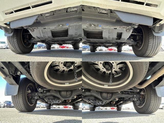 
								TOYOTA LAND CRUISER PRADO full									