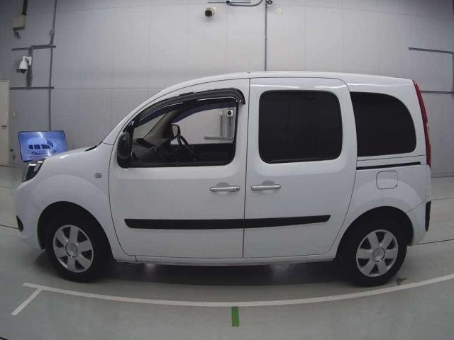 
								RENAULT full									