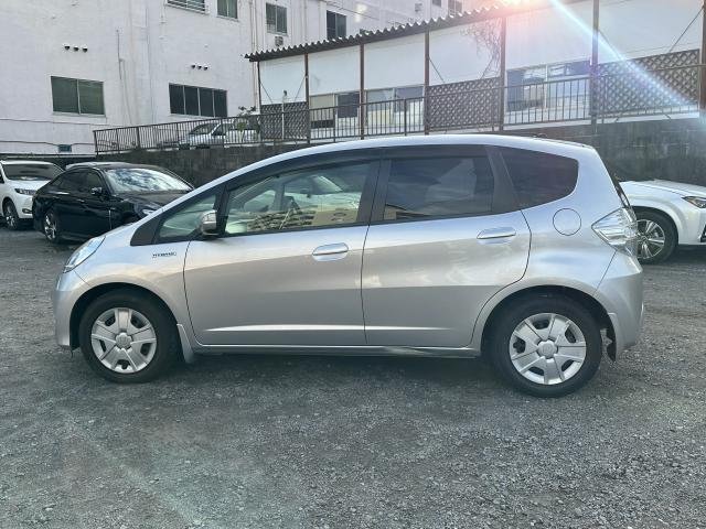 
								HONDA FIT full									