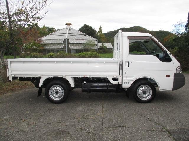
								MAZDA BONGO TRUCK full									
