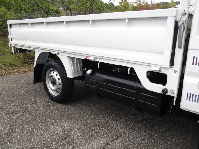 
								MAZDA BONGO TRUCK full									