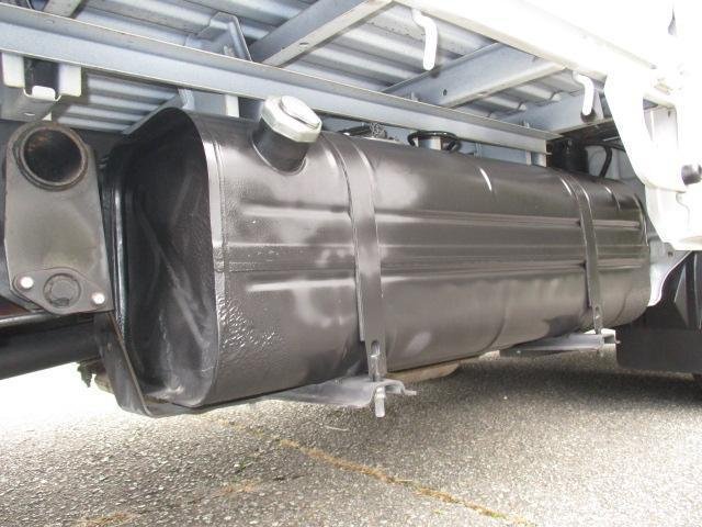 
								MAZDA BONGO TRUCK full									