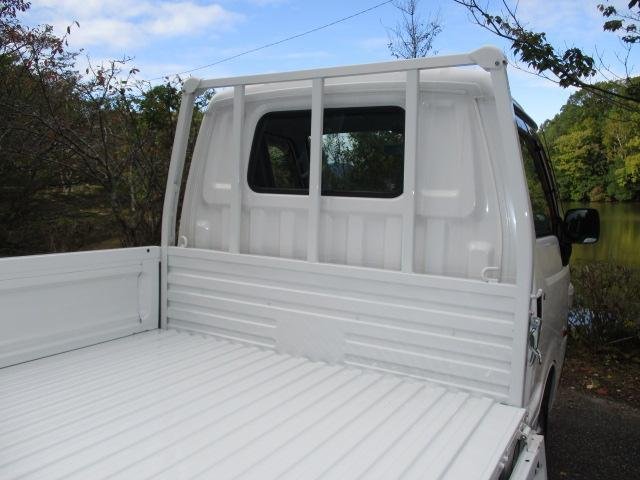 
								MAZDA BONGO TRUCK full									
