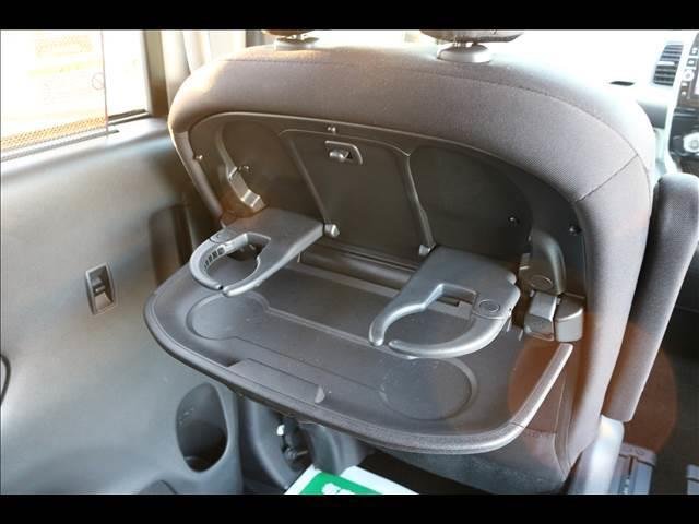 
								NISSAN SERENA full									