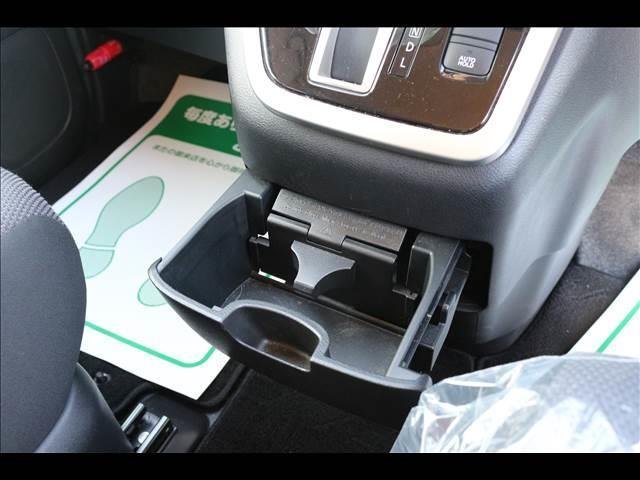
								NISSAN SERENA full									