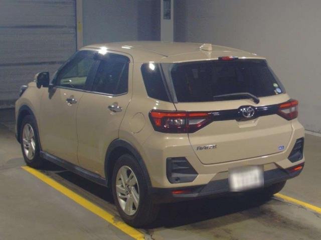 
								TOYOTA RAIZE full									
